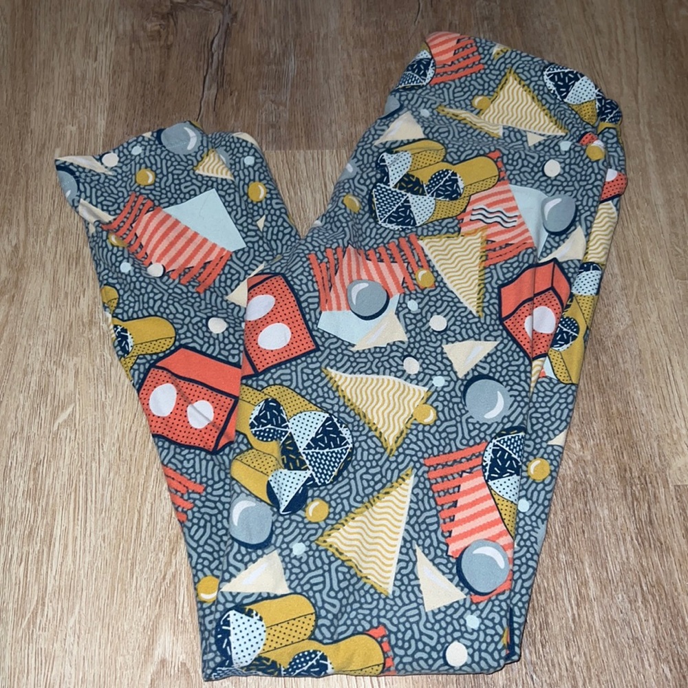 Lularoe geometric leggings